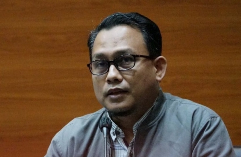 Pelaksana Tugas (Plt) Juru Bicara KPK, Ali Fikri saat memberikan keterangan pers.